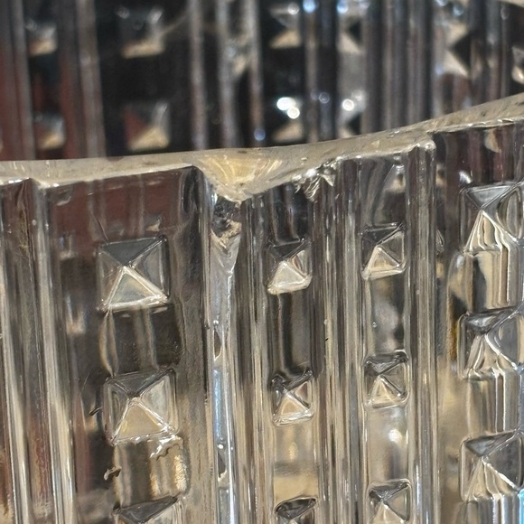 Crystal Art Deco Building Sculpture - Picture 7 of 7